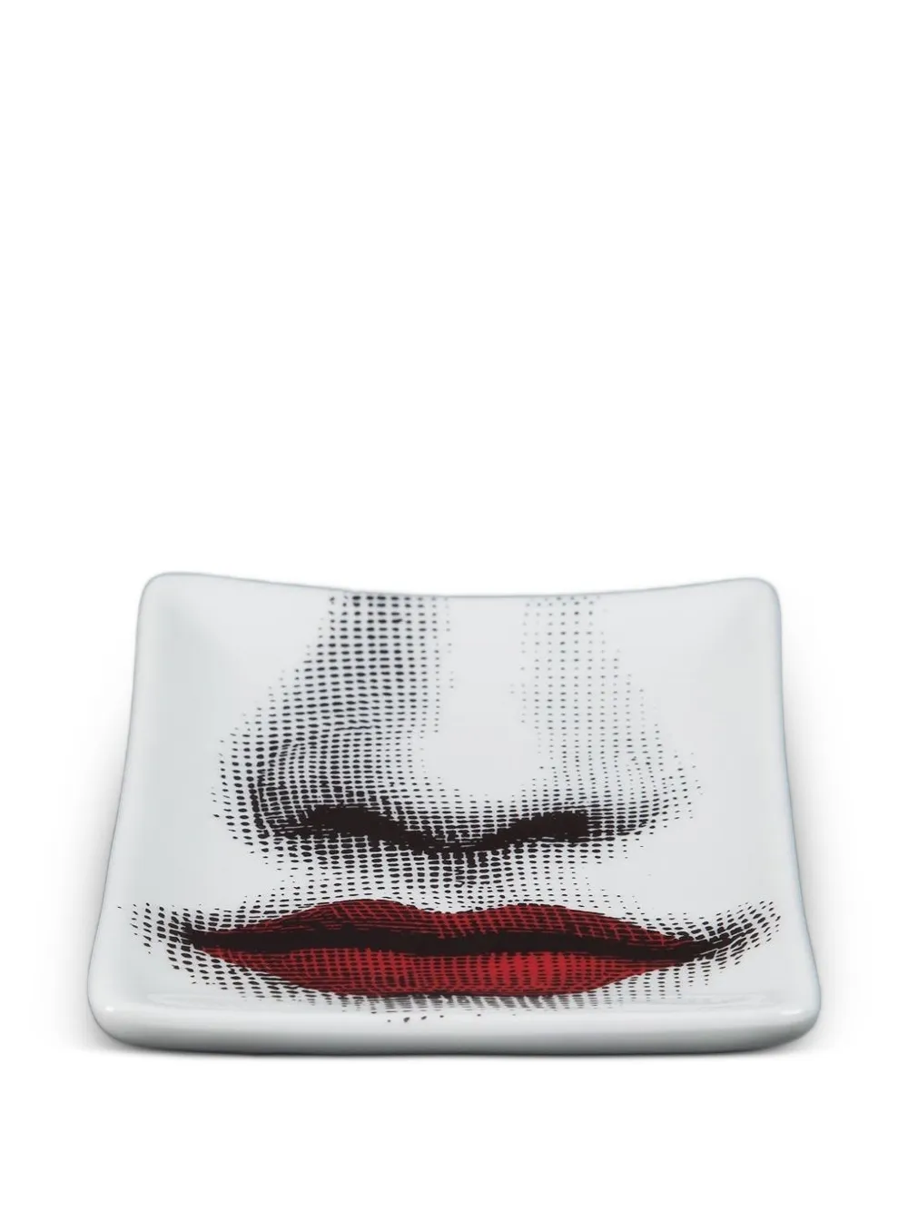 Bocca Ashtray (10cm X 15cm)