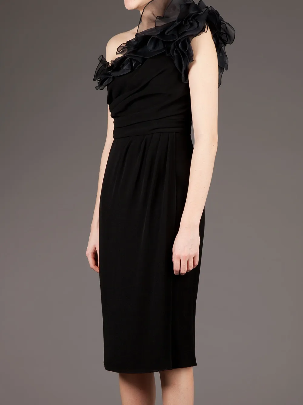 Giambattista Valli Ruffled One-shoulder Dress In Black