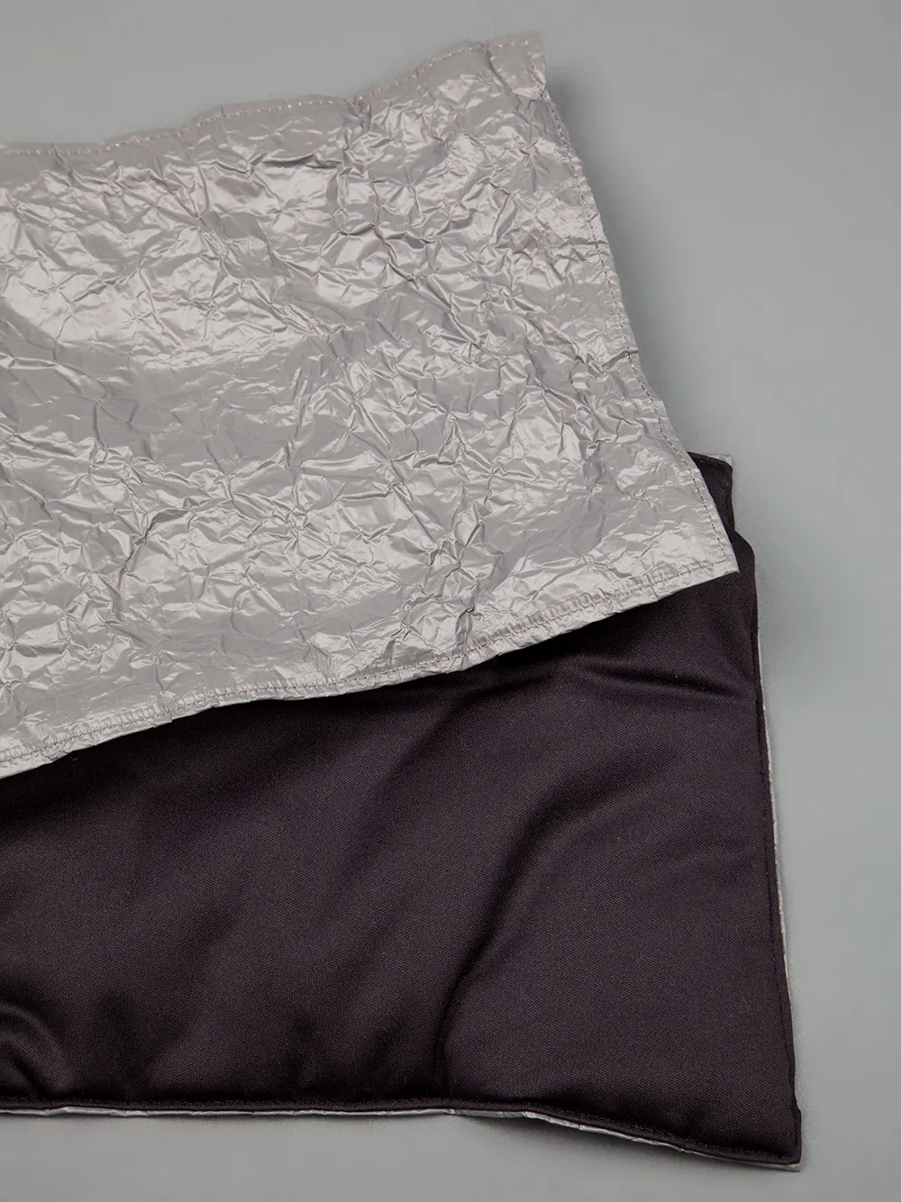 Simona Tagliaferri Crinkled Padded Scarf In Gray