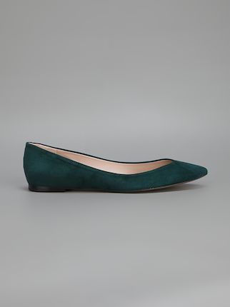 chloe pointed toe flats