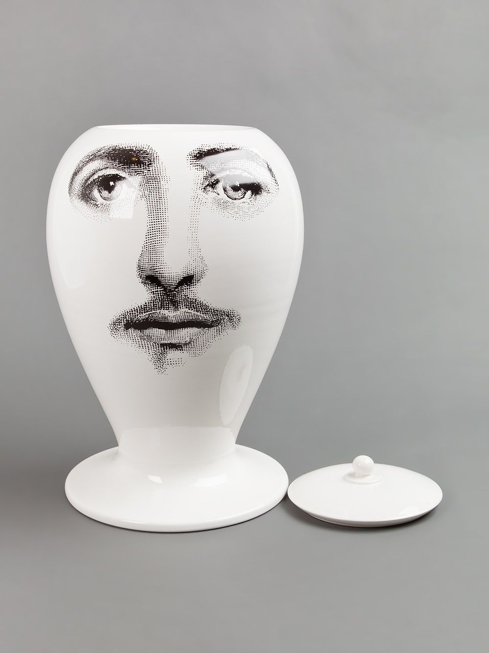 фото Fornasetti ваза с принтом лица