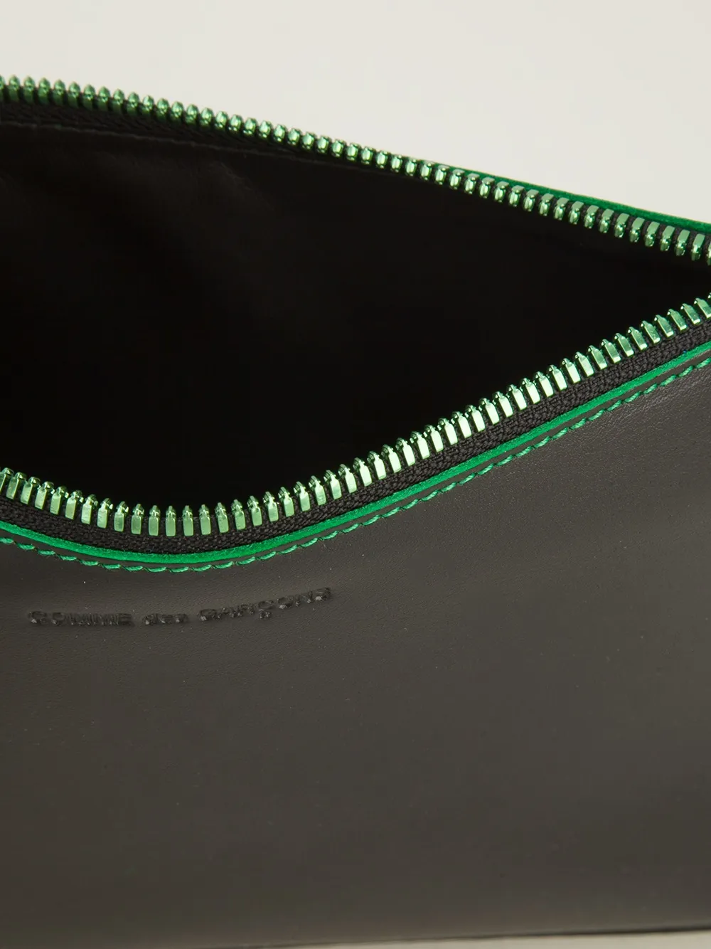 Comme Des Garçons 'Marvellous Zip' purse Zwart