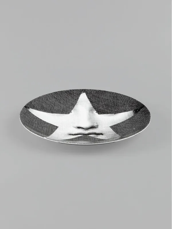 Fornasetti スタープリント 皿 | ブラック | FARFETCH JP