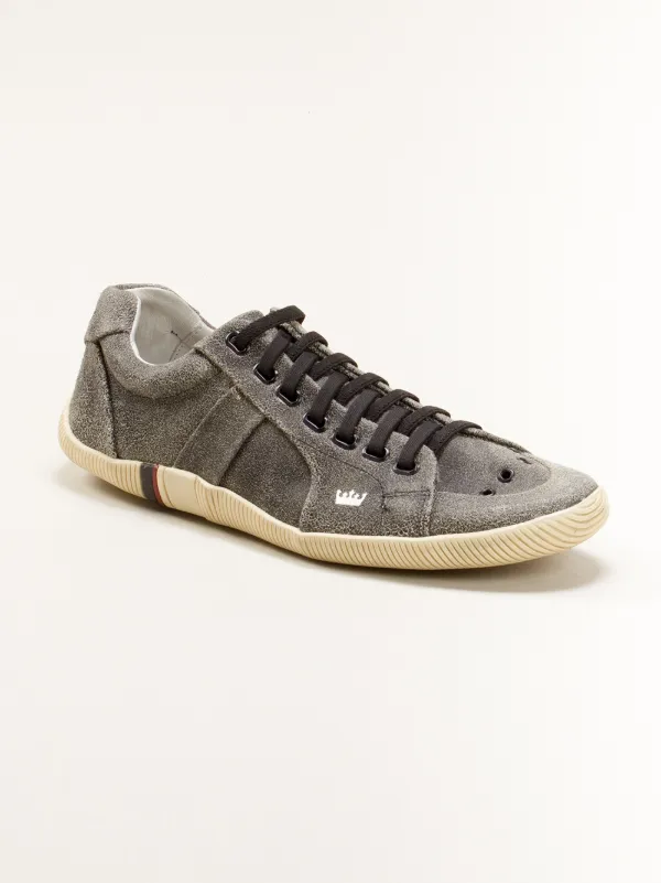 Shop Osklen eyelet detail sneakers with Express Delivery - FARFETCH
