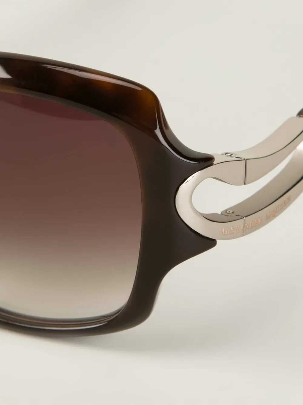Alexander McQueen Eyewear cat eye sunglasses Zwart