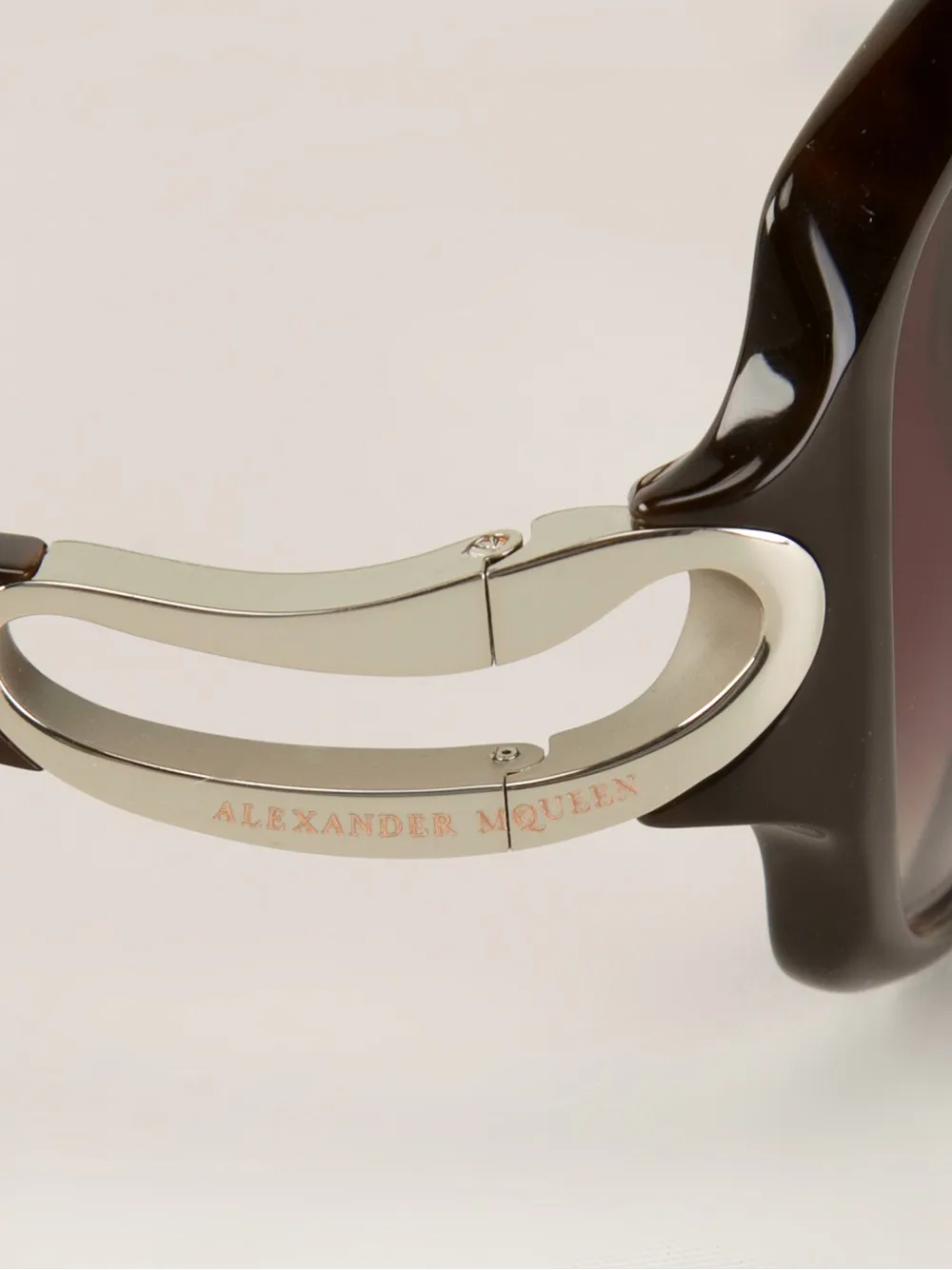 Alexander McQueen Eyewear cat eye sunglasses Zwart