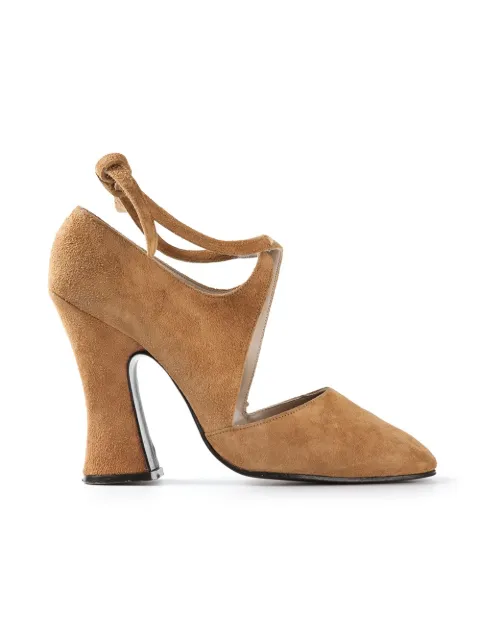 ankle tie pump