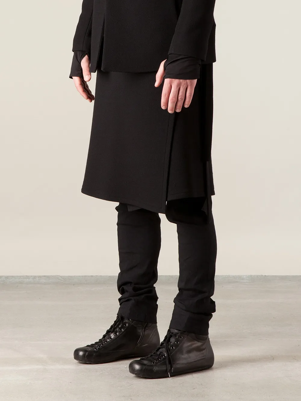 Leclaireur 'Kusazuri' apron Zwart