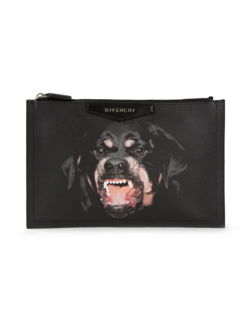 pochette givenchy chien