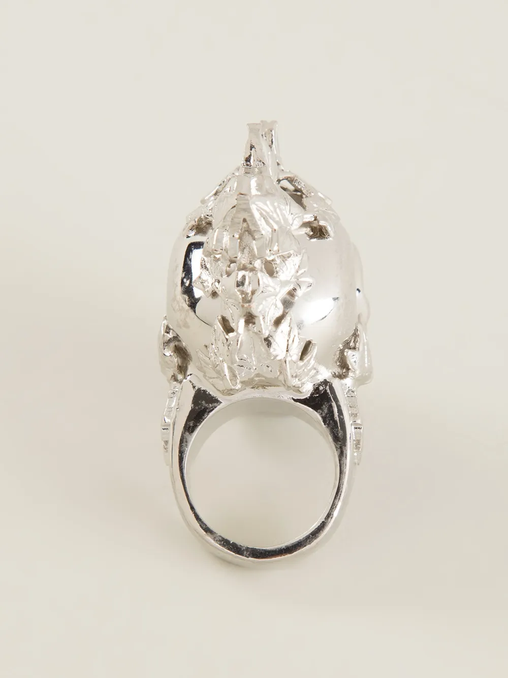  Alexander Mcqueen Ivy Skull Cocktail Ring   Metallic 