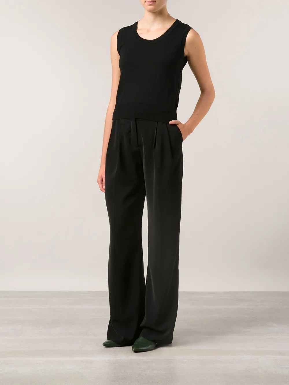 Alberta Ferretti Sleeveless Crew Neck Sweater In Black