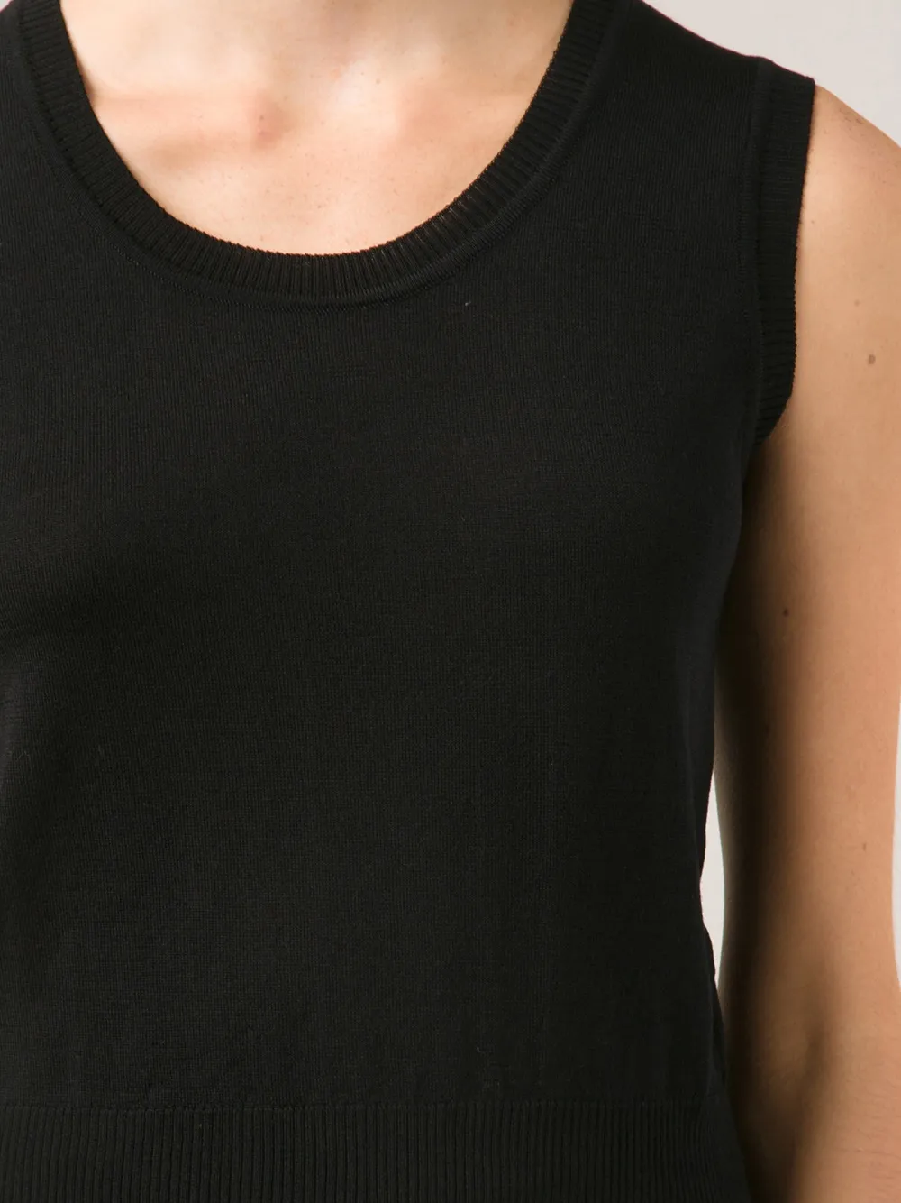 Alberta Ferretti Sleeveless Crew Neck Sweater In Black