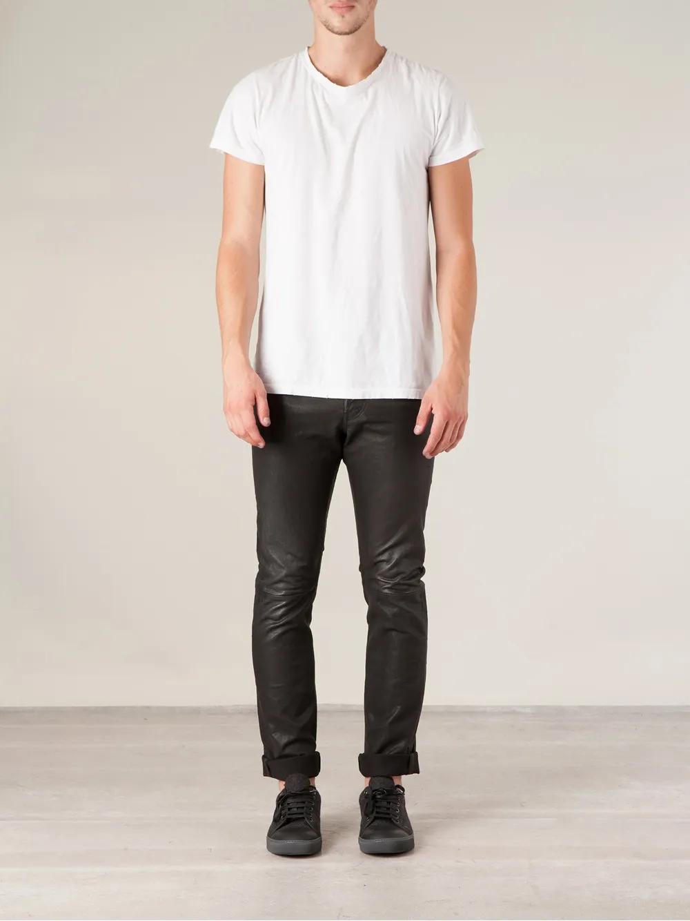 Kohzo straight leg trousers - Zwart