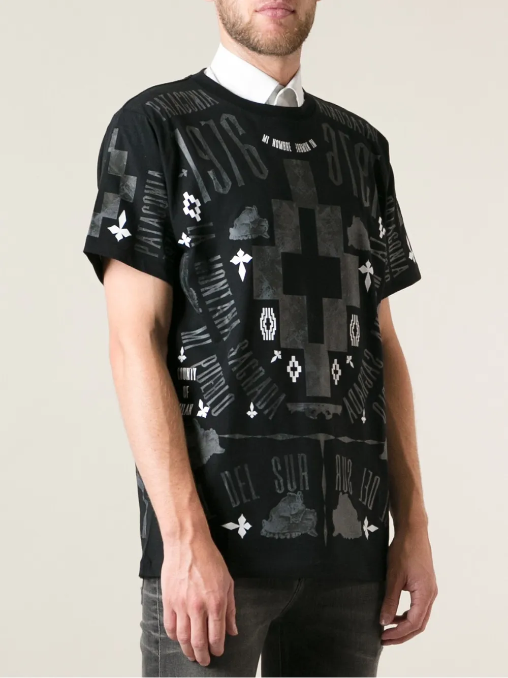 COUNTY OF MILAN 'Patagonia' printed T-shirt Zwart