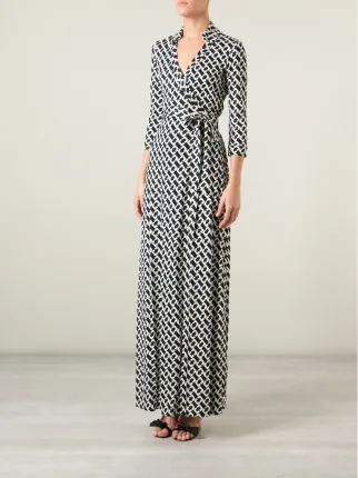 Dvf Diane Von Furstenberg Chain Link Print Wrap Maxi Dress Farfetch Dvf Diane Von Furstenberg Chain Link Print Wrap Maxi Dress