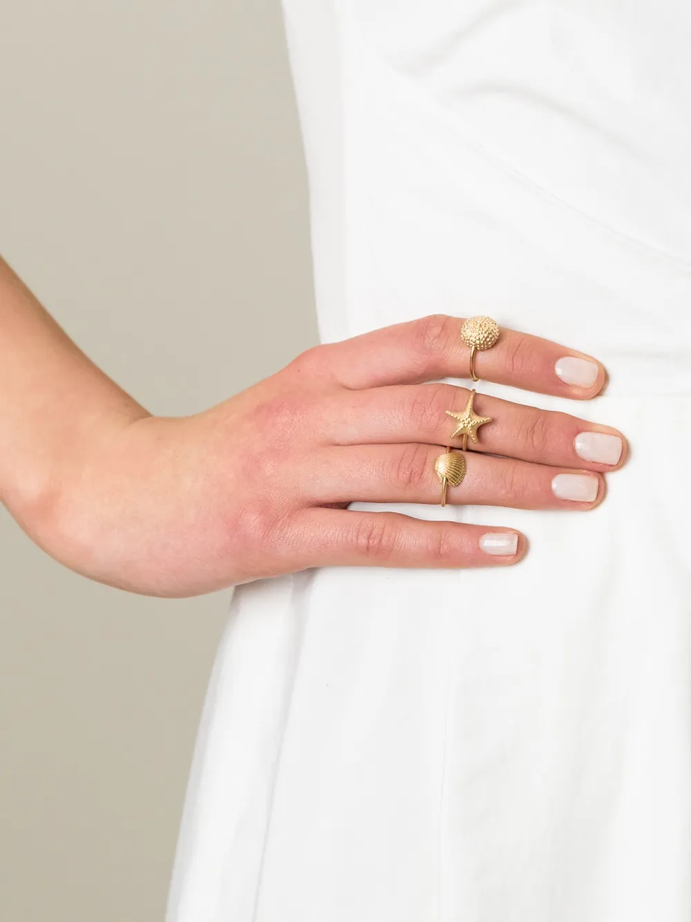 Valentino Garavani set of five shell rings - Metallic