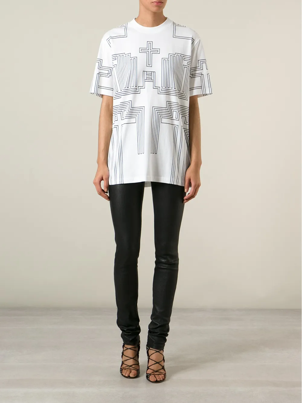 Givenchy geometric print T-shirt Wit