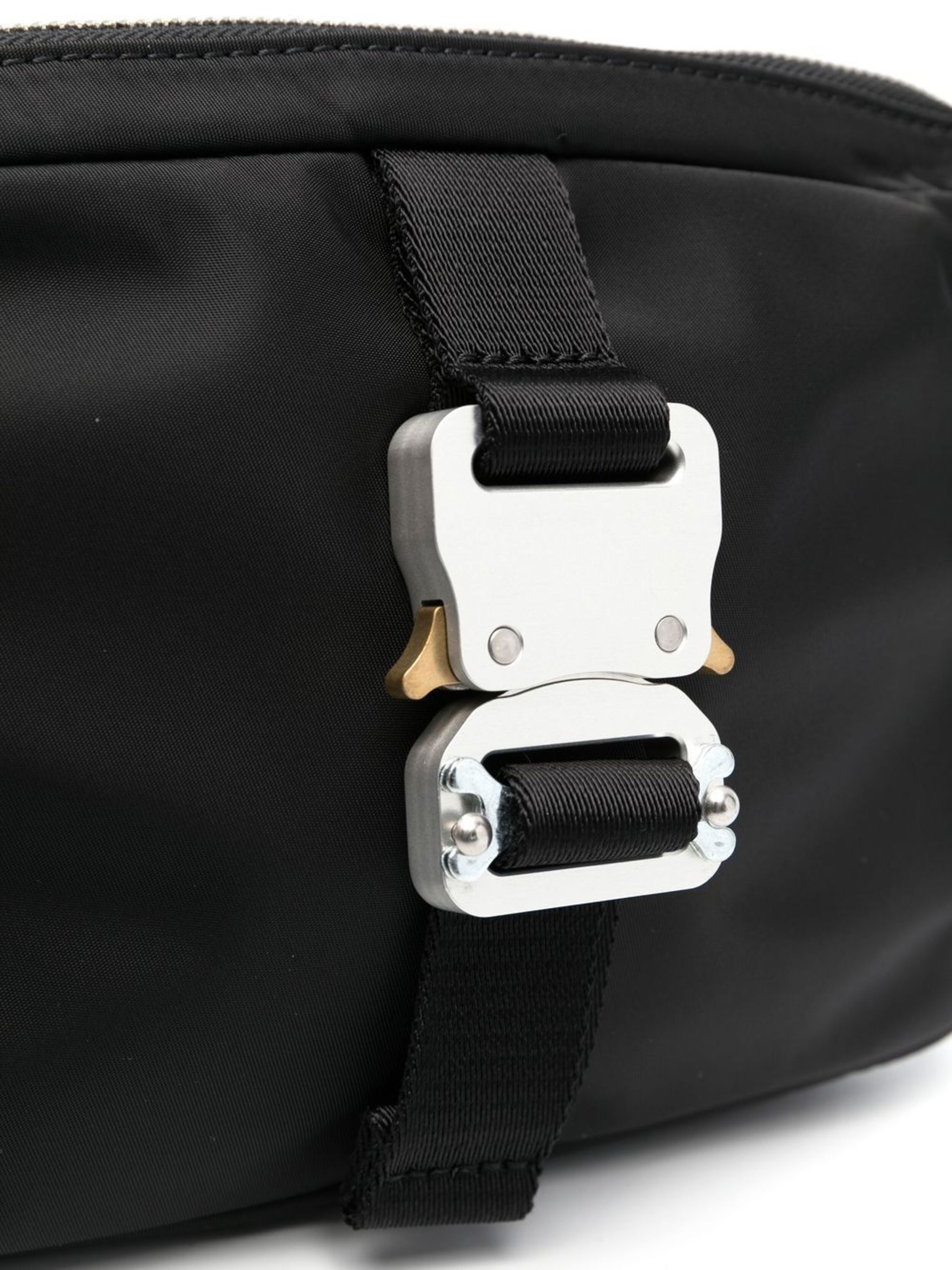 1017 ALYX 9SM buckle-fastening belt bag | Eraldo.com GR