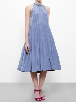 what do i wear to a december wedding