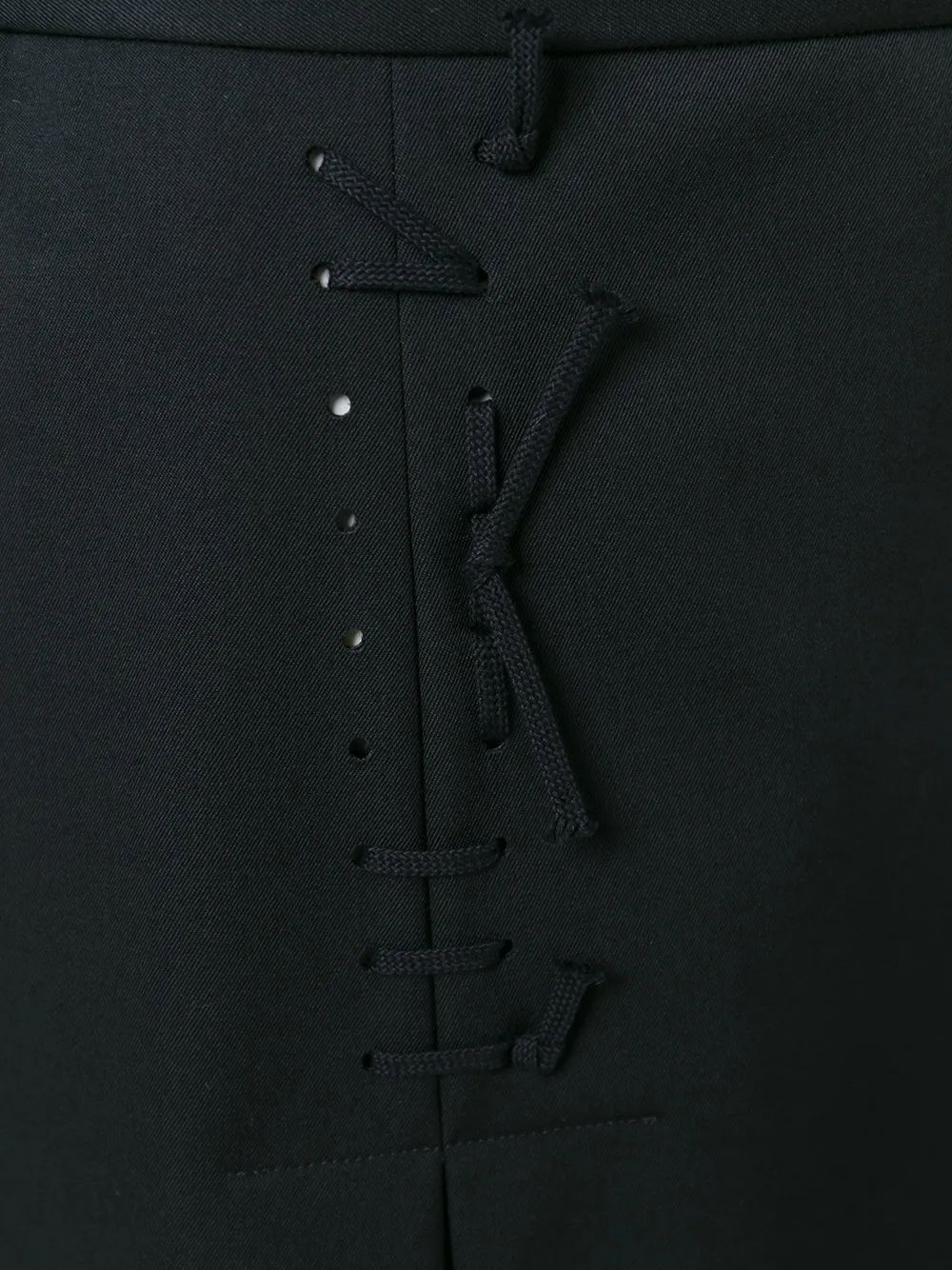 Comme Des Garçons Comme Des Garçons lace-up detail A-line skirt Zwart