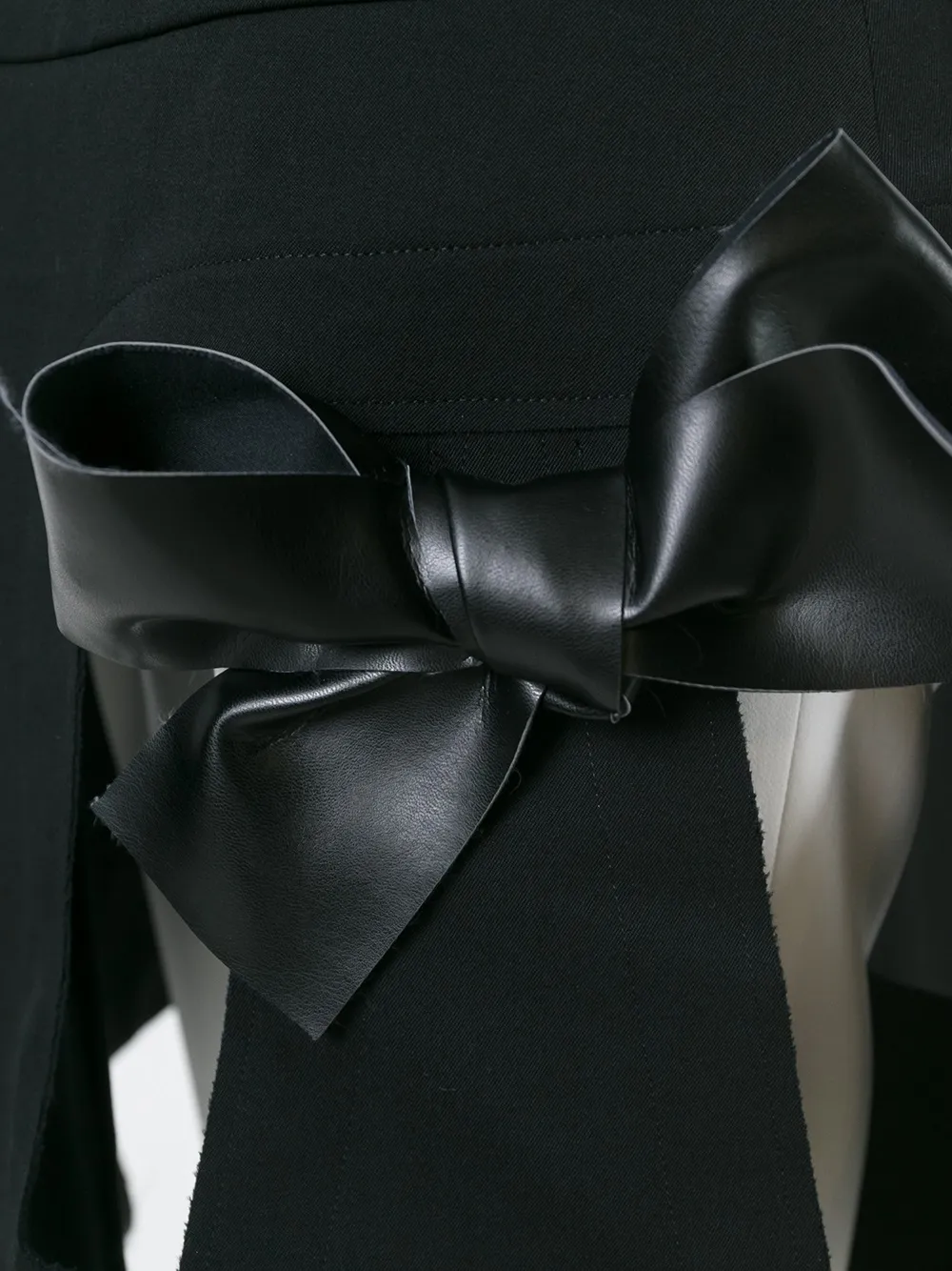 Comme Des Garçons Cut-out Bow Detailing Coat In Black