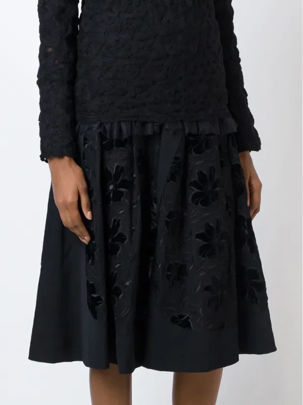 Comme Des Garçons 刺繍ディテール フレアスカート | ブラック