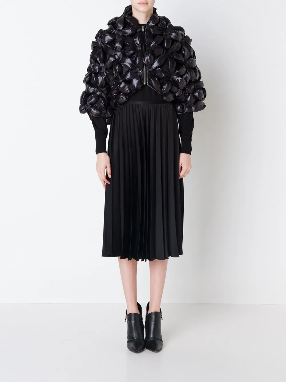 Noir Kei Ninomiya 3D flower bolero | Cropped Jackets | Image 2