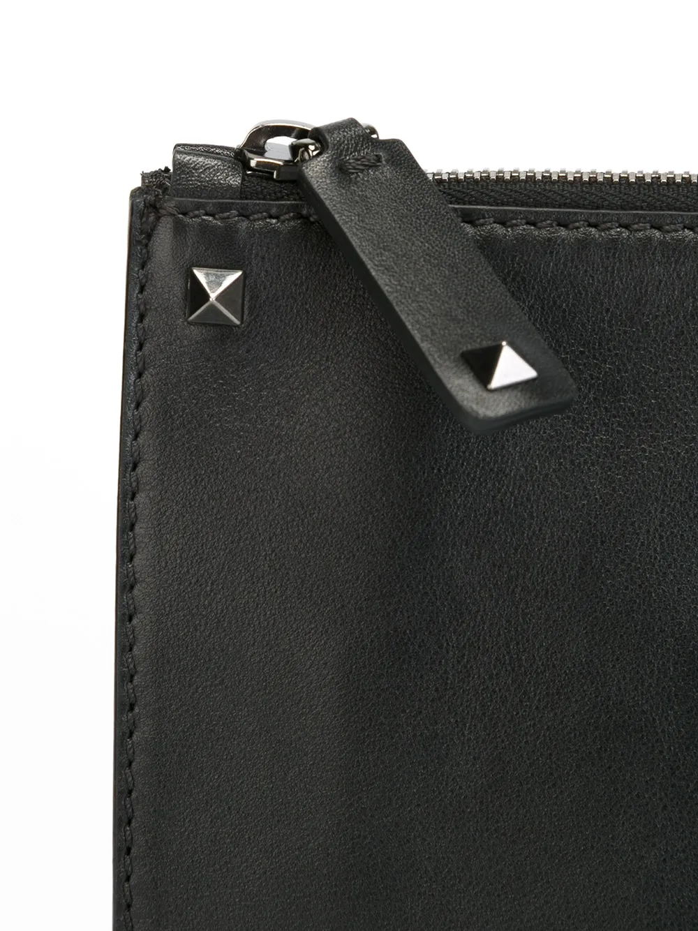 Valentino Garavani ロックスタッズ クラッチ | ブラック | FARFETCH JP