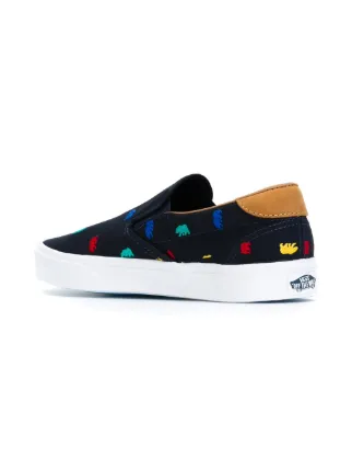 vans slip on bear