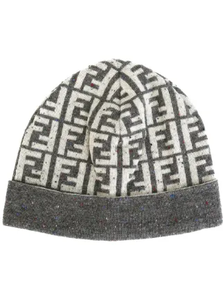 Fendi bonnet monogrammé