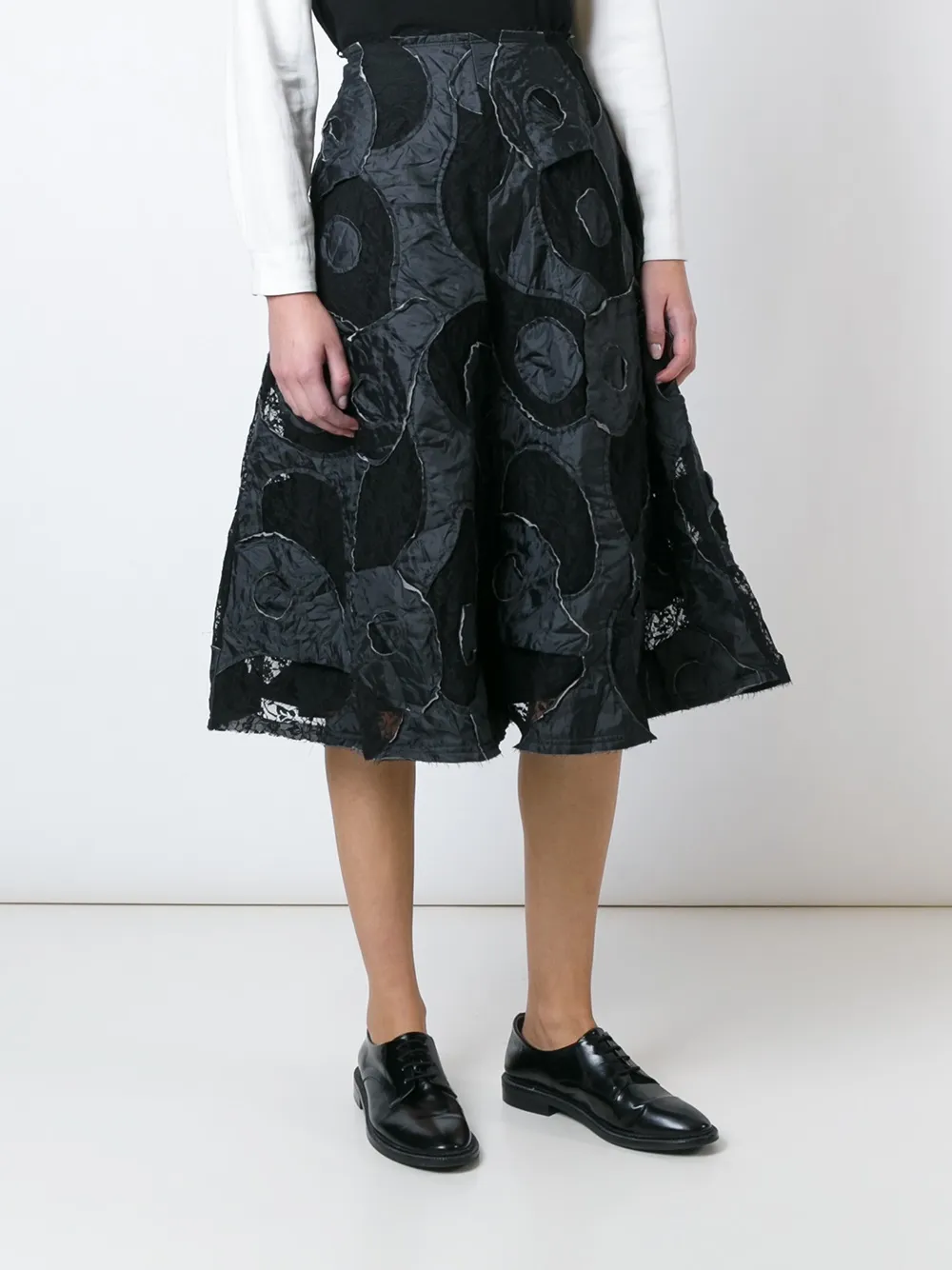 Comme Des Garçons Comme Des Garçons appliqué detail lace skirt Zwart