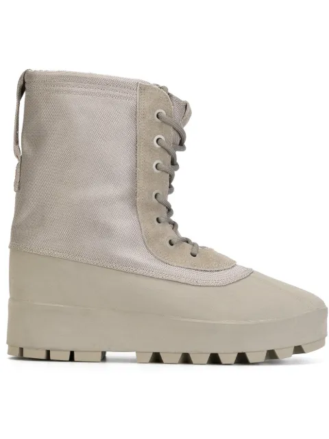 yeezy moonrock farfetch