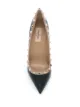 Valentino Garavani Rockstud pumps