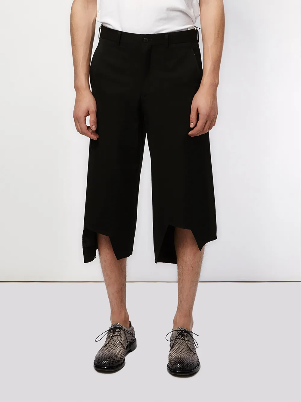 Comme des Garçons Homme Plus uneven cropped trousers Zwart