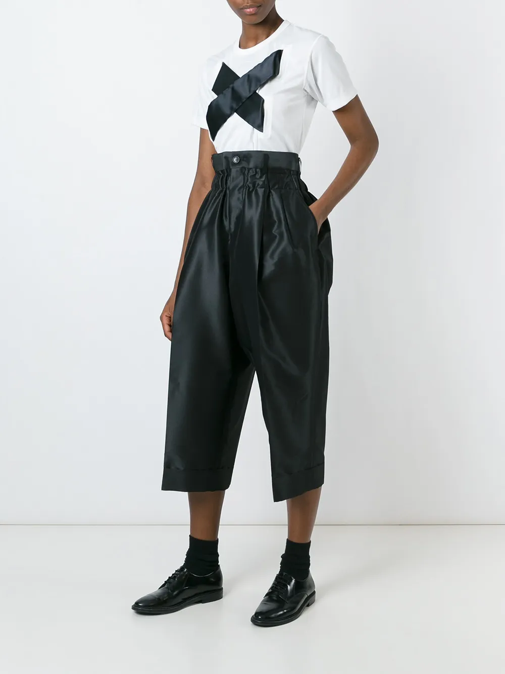  Comme Des Garçons Cropped Pleated Trousers - Black 