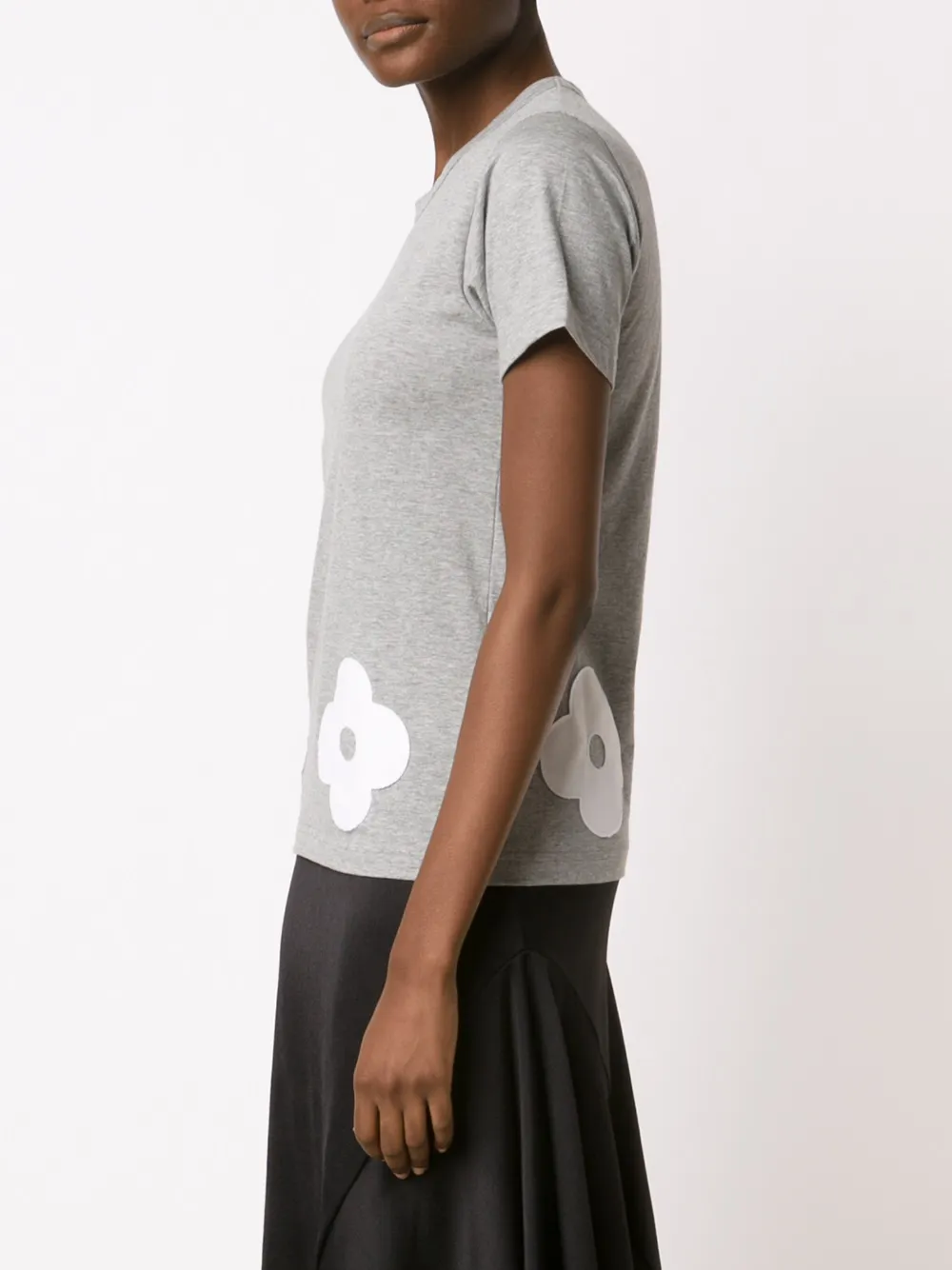  Comme Des Garçons Girl T Shirt Mit Blumen Patches   Grau 