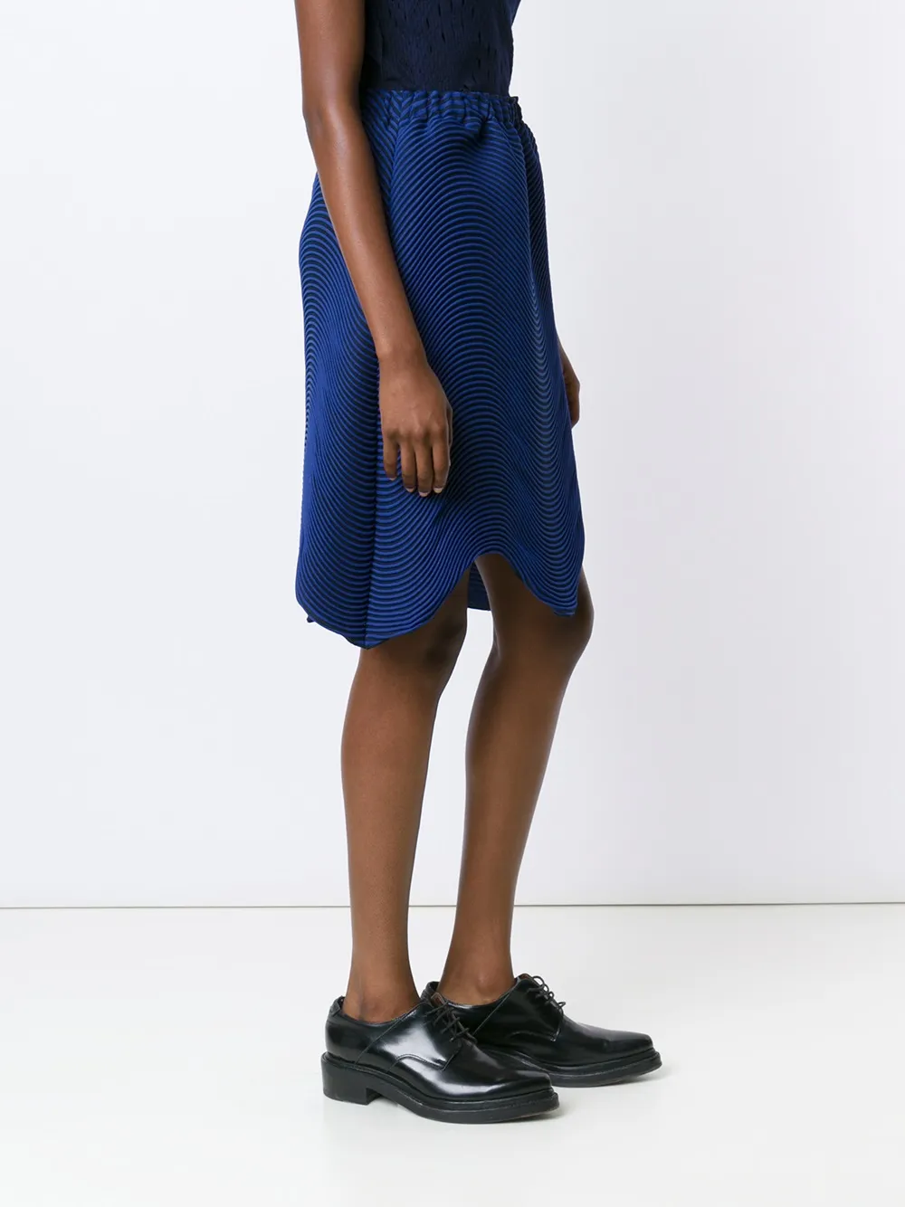 Issey Miyake wave pleat skirt Blauw