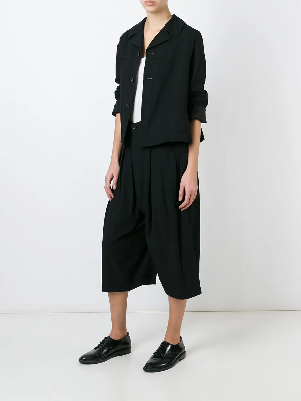 Pleated Cropped Trousers