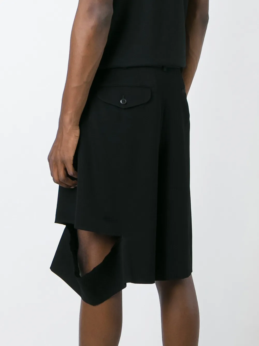 Comme des Garçons Homme Plus cut out detail oversized shorts Zwart
