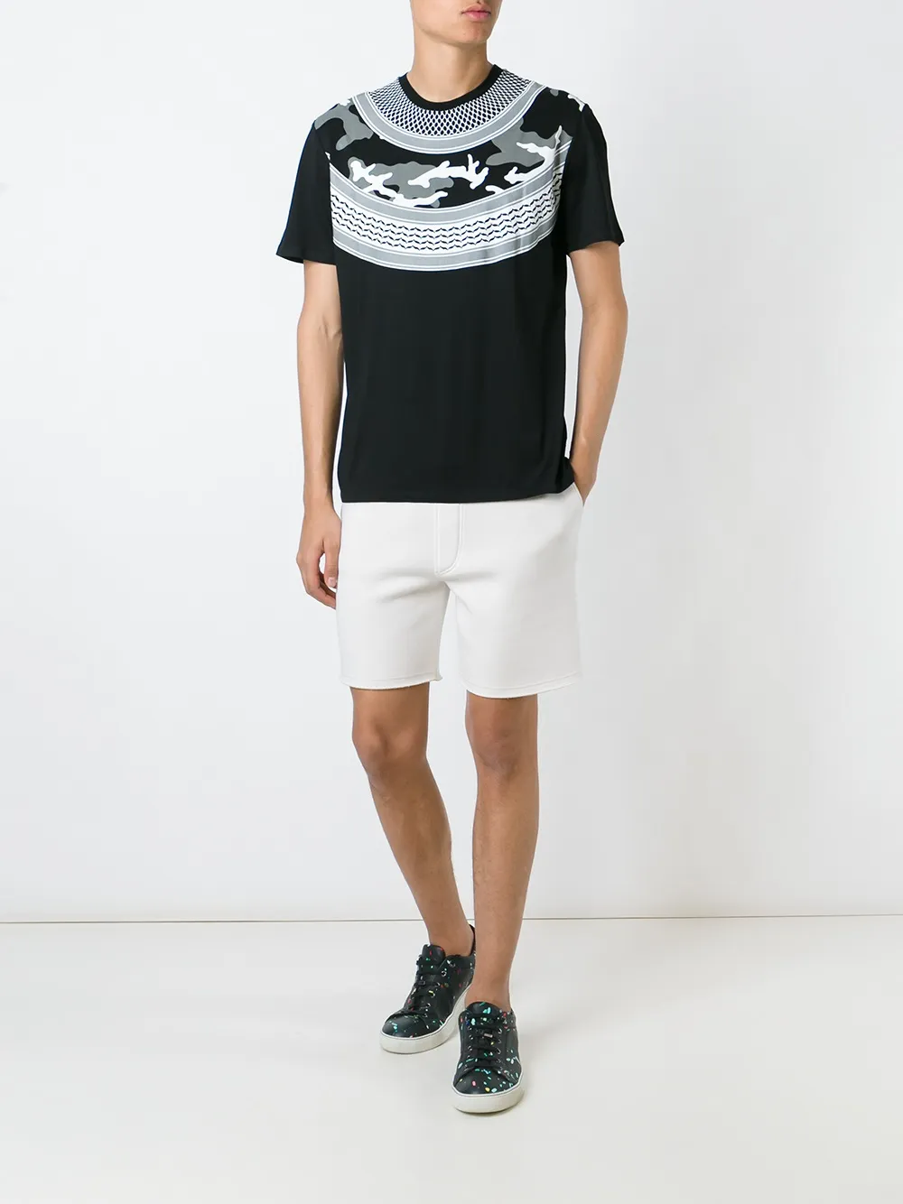 Neil Barrett T-shirt met camouflageprint en grafische print Zwart
