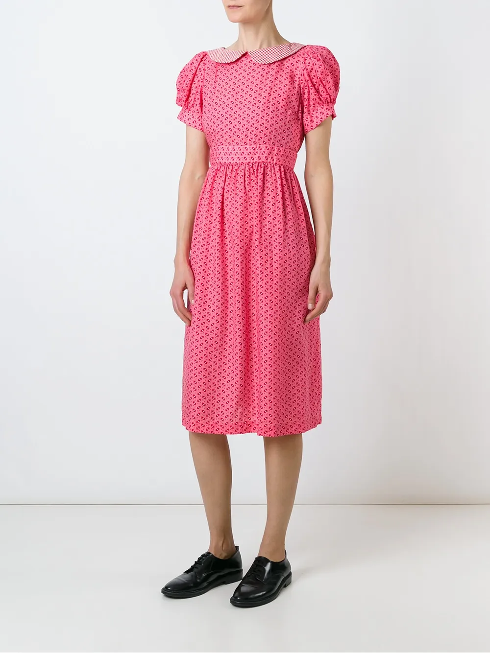  Comme Des Garçons Girl Kleid Mit Bubikragen   Rosa 