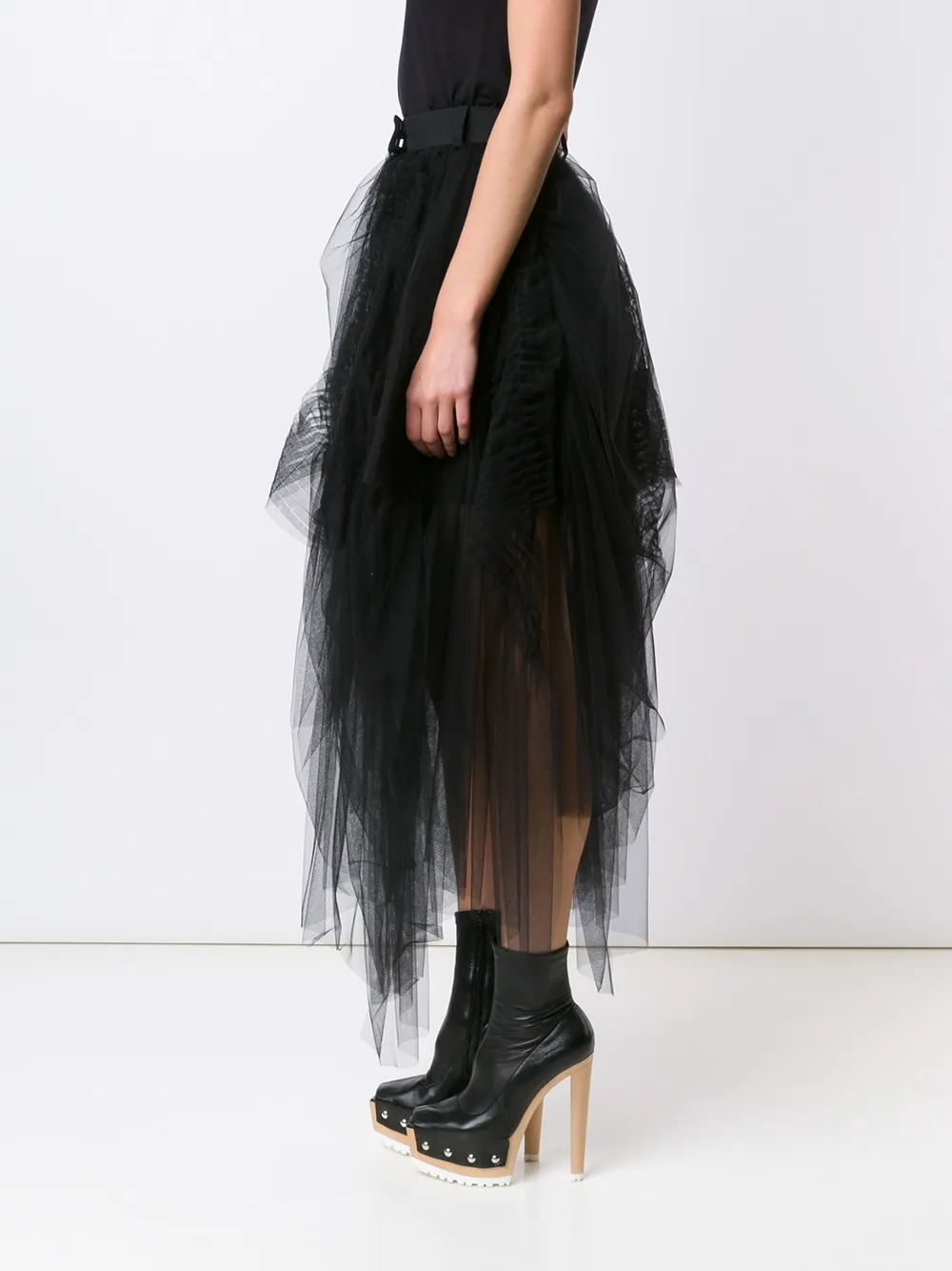 vera wang tulle skirt