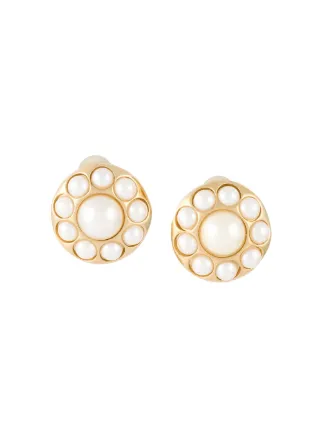 Givenchy Vintage Pearl Stud Clip On Earrings Farfetch Givenchy Vintage Pearl Stud Clip On Earrings