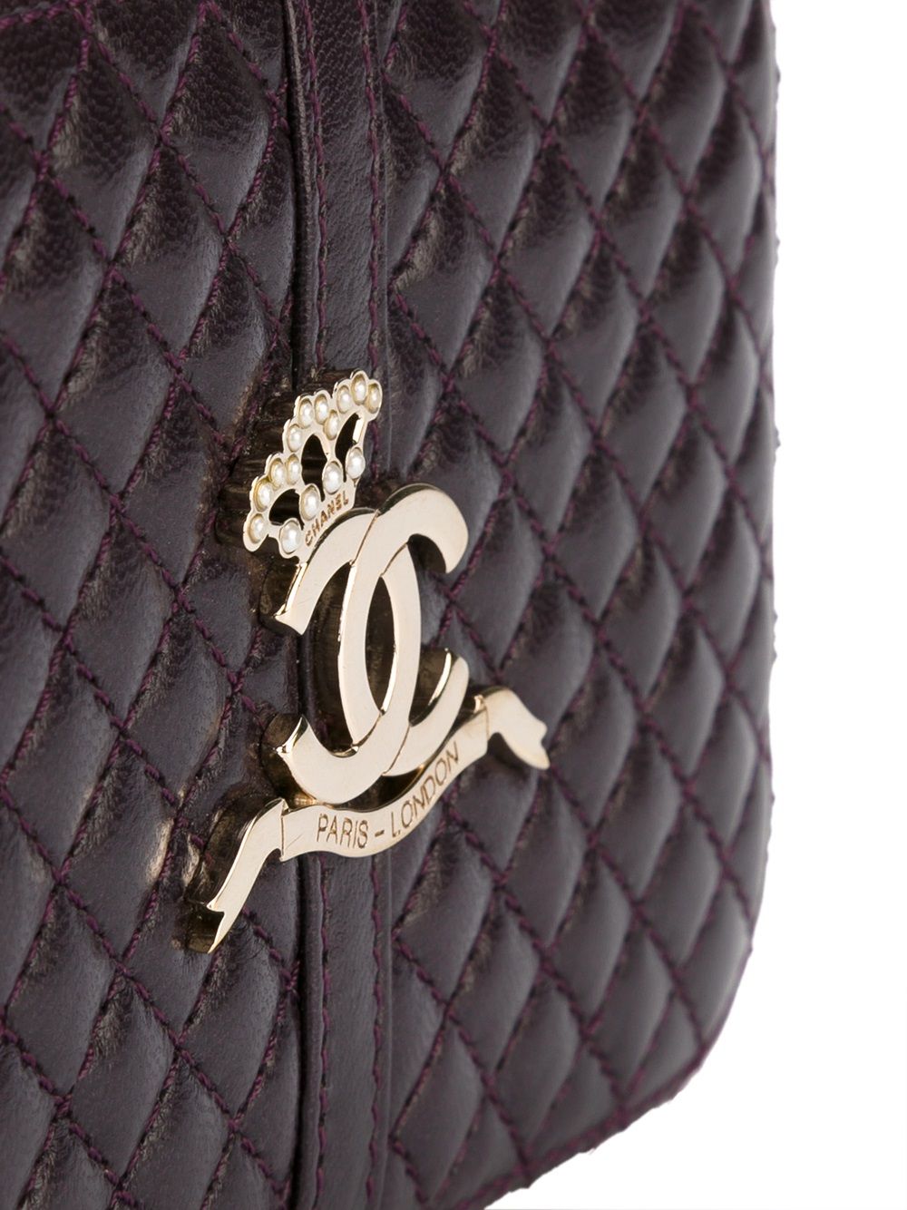 CHANEL quilted box clutch Women