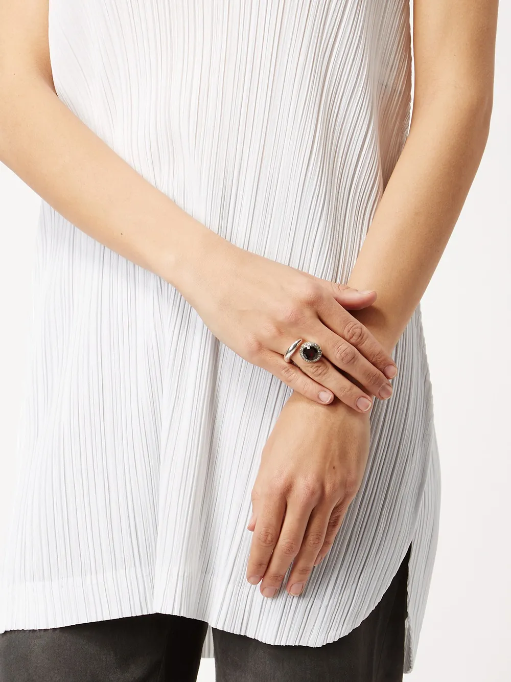 Rosa Maria garnet ring - Metallic