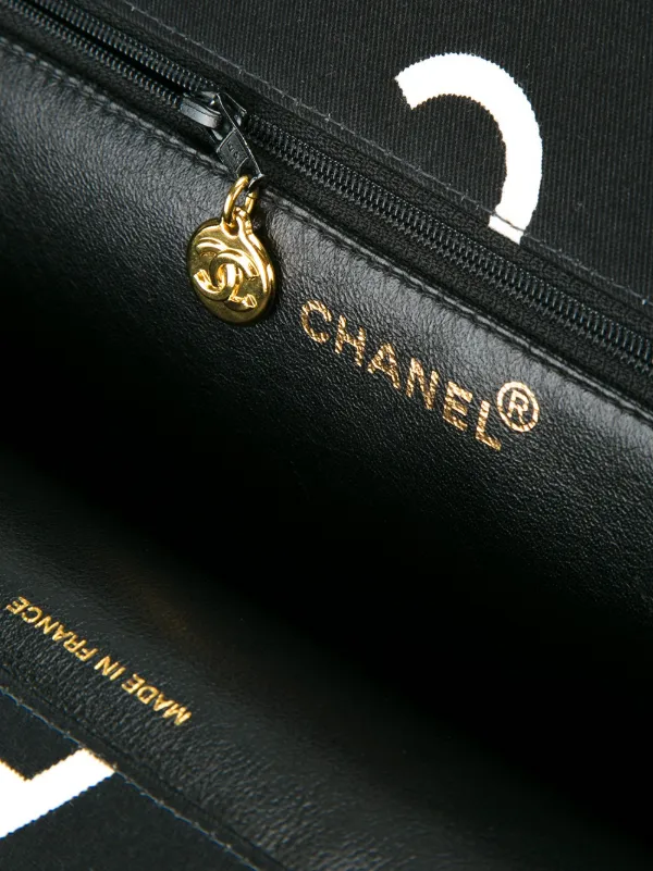 シャネル。 Chanel Bag Logo CHANEL Pre-Owned Logo Print Tote Black FARFETCH PH