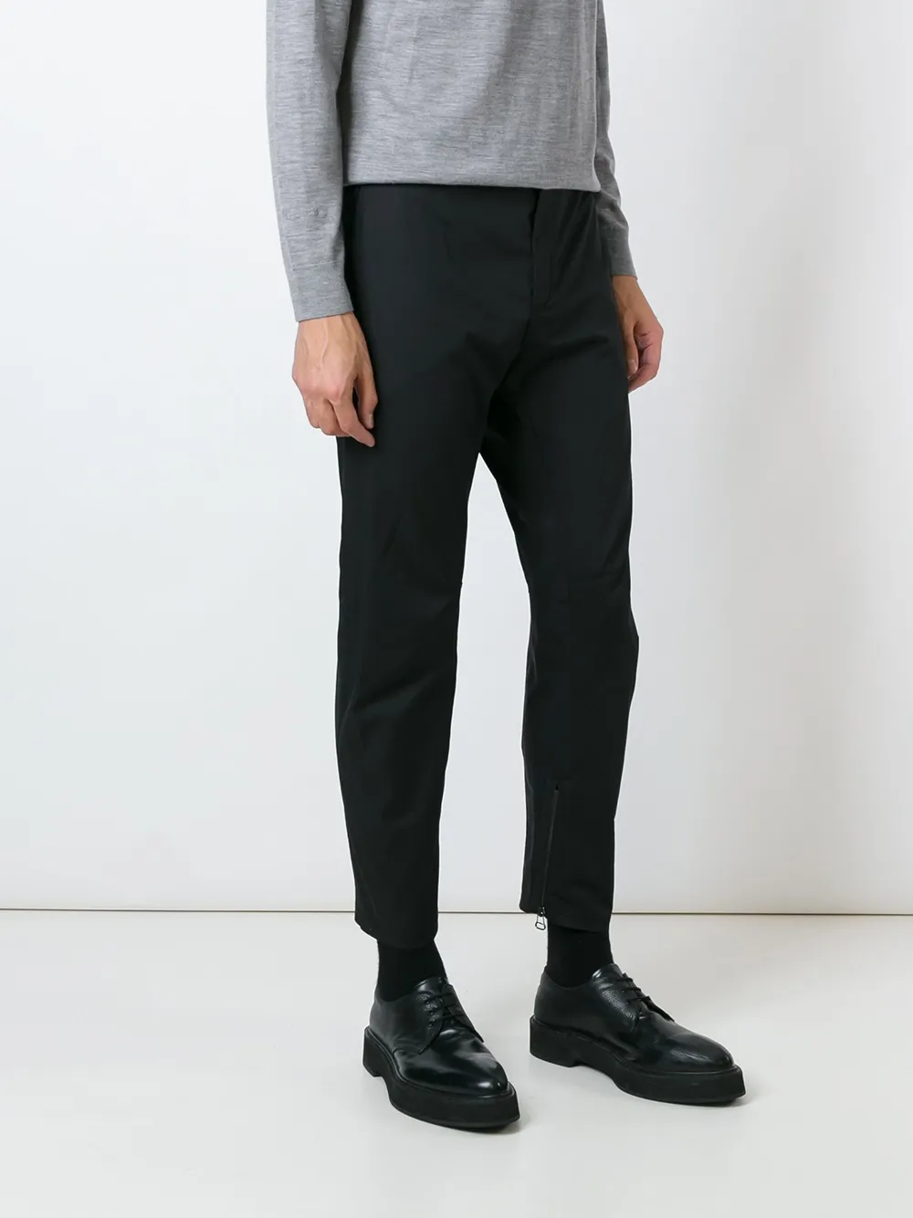  Lanvin Hose Mit Eng Zulaufendem Bein   Schwarz 