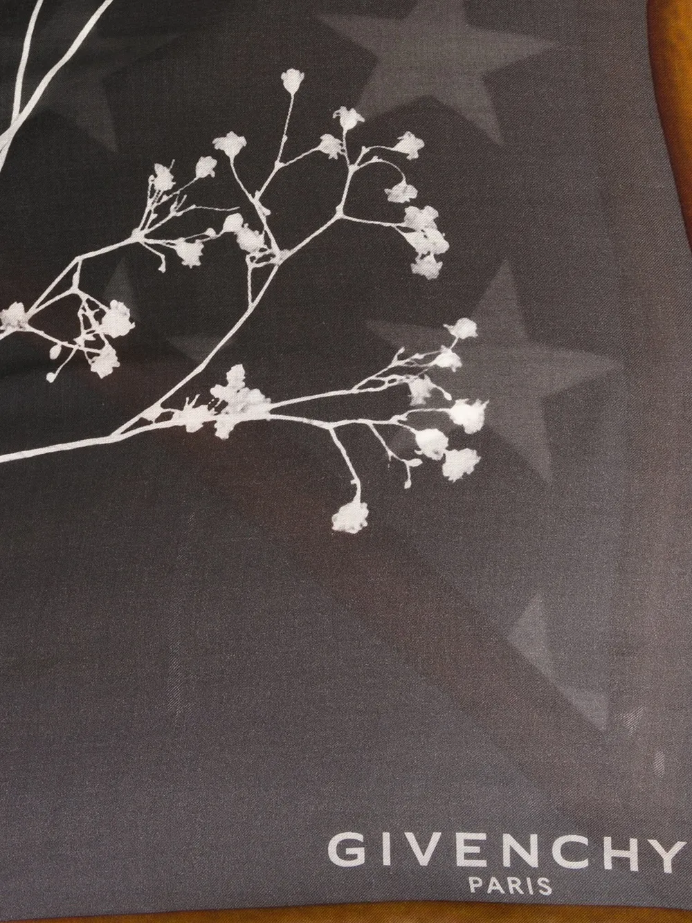  Givenchy Schal Mit Print   Mehrfarbig 