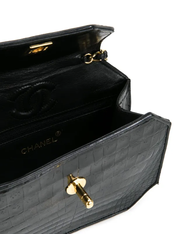 CHANEL Pre-Owned Octogonal Shoulder Bag | Black | FARFETCH