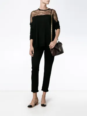 ブランド Valentino黒のフリルVネックニットとレーストップス